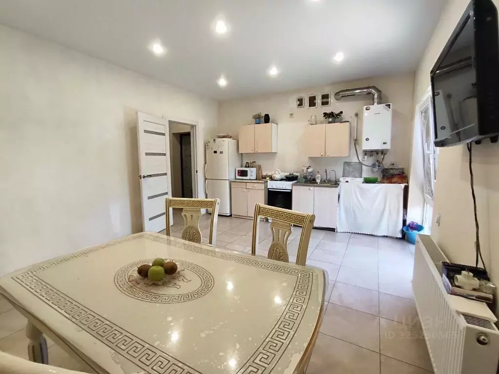 Дом в Краснодарский край, Краснодар Интернациональный бул., 90 (103 м) - Фото 2