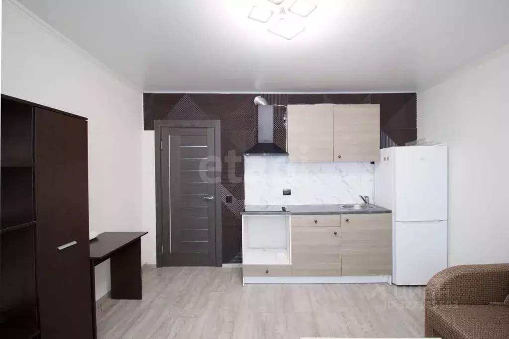 Студия Калужская область, Калуга Хрустальная ул., 44к3 (24.0 м) - Фото 2