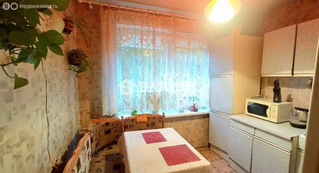 2-комнатная квартира: посёлок Долгоруково, улица Шанина, 10 (47.5 м) - Фото 1