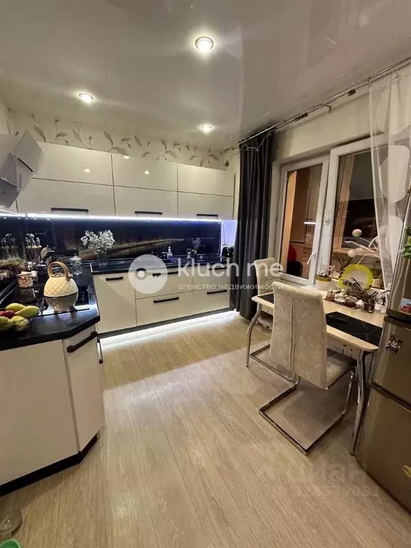 2-к кв. Татарстан, Казань просп. Победы, 78 (74.0 м) - Фото 1