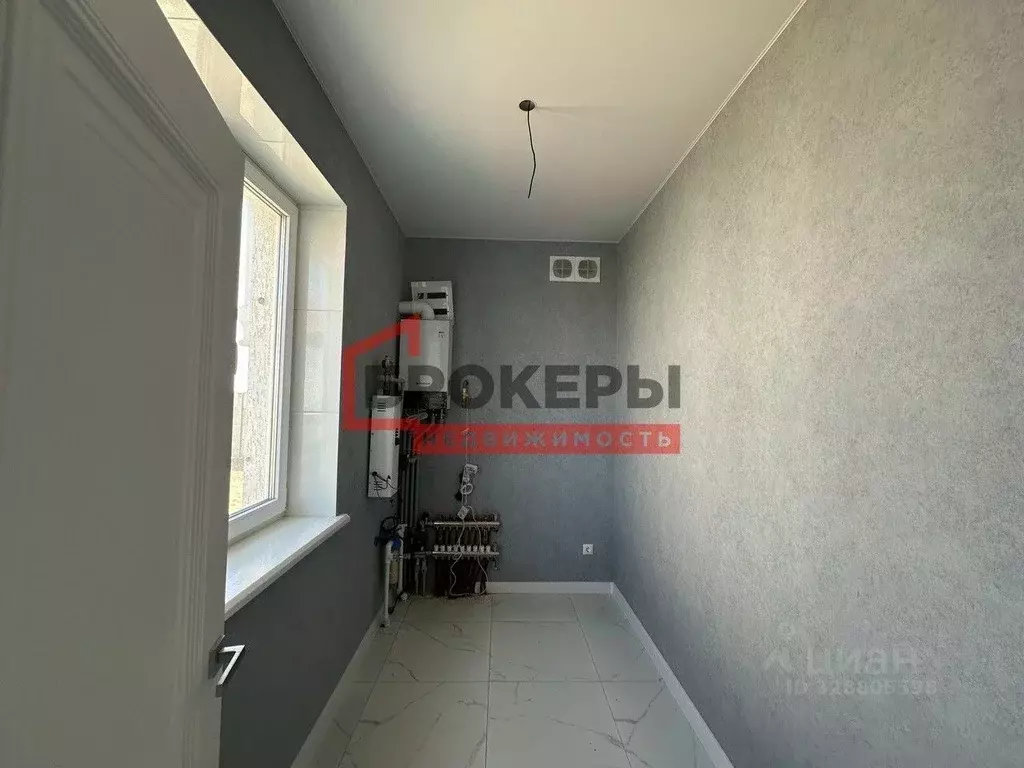 Дом в Крым, Евпатория городской округ, Заозерное пгт ул. Космическая, ... - Фото 2