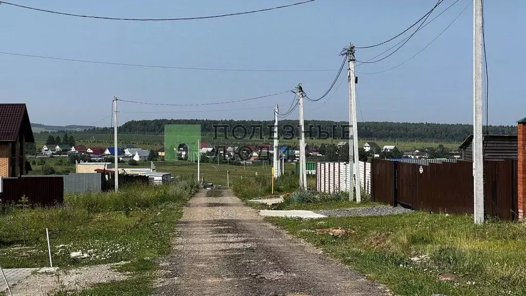 Участок в Удмуртия, Завьяловский район, д. Старое Мартьяново ул. ... - Фото 0