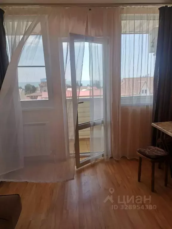 Комната Краснодарский край, Сочи Адлер жилрайон, ул. Цитрусовая, 6Б ... - Фото 1