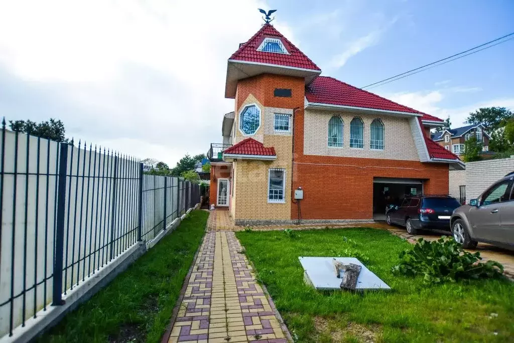 Дом в село Корекозево, Центральная улица (230 м) - Фото 1