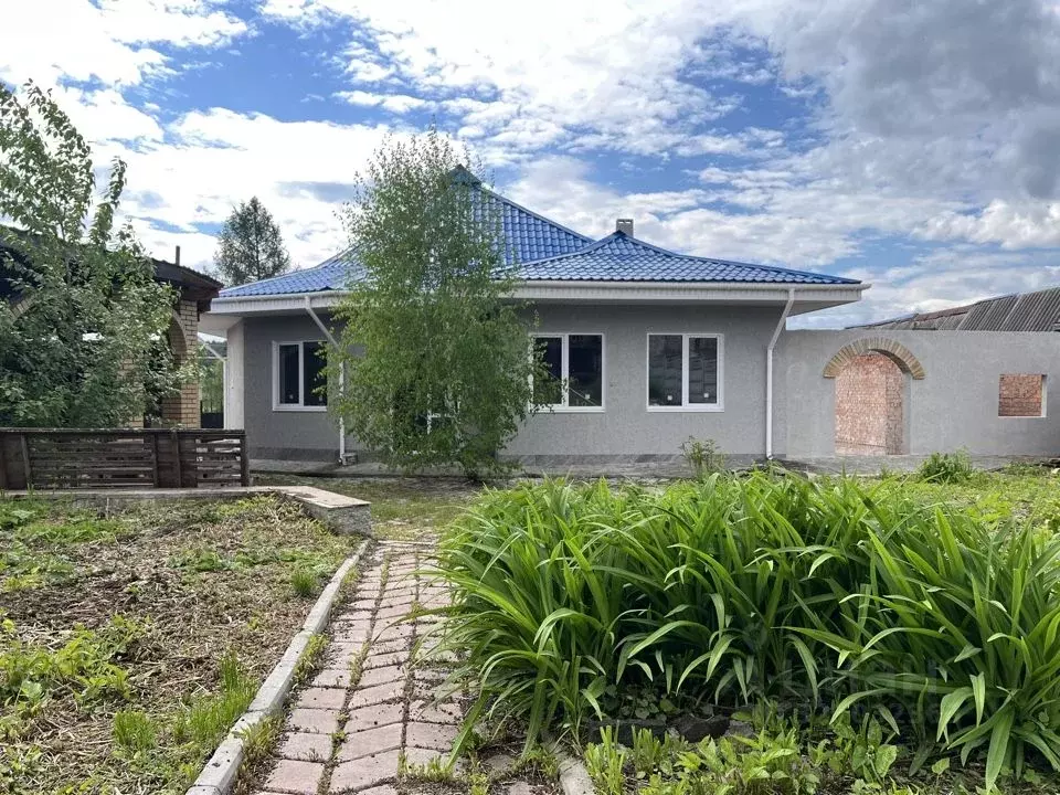 Дом в Свердловская область, Сысертский муниципальный округ, с. ... - Фото 1