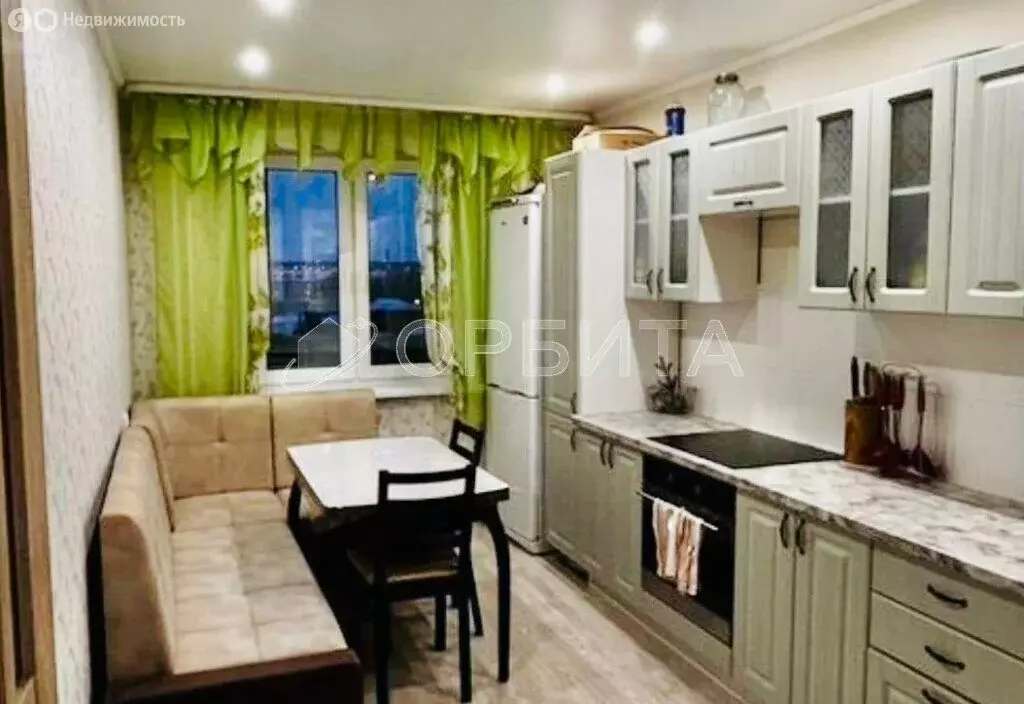 2-комнатная квартира: Тюмень, улица Бабарынка, 20Ак3 (64.7 м) - Фото 1