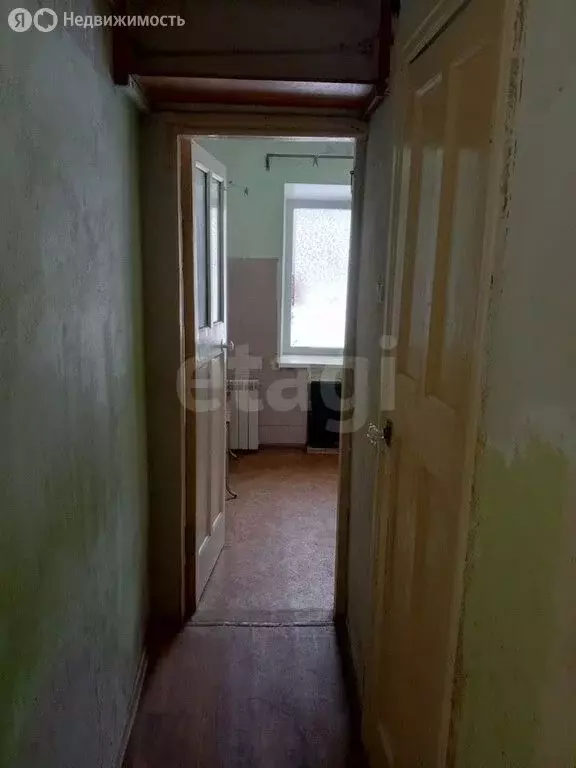 3-комнатная квартира: Омск, улица Суровцева, 69 (55.8 м) - Фото 1