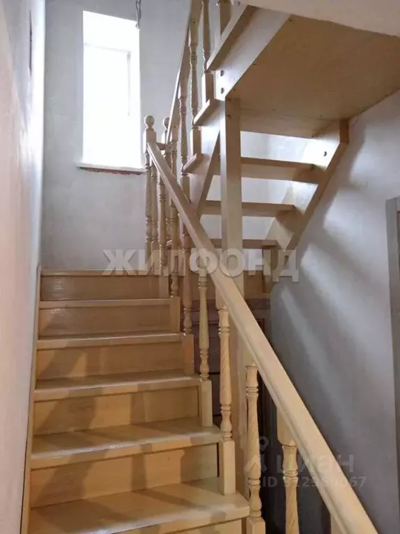 Дом в Хакасия, Абакан ул. Веденеева (268 м) - Фото 2