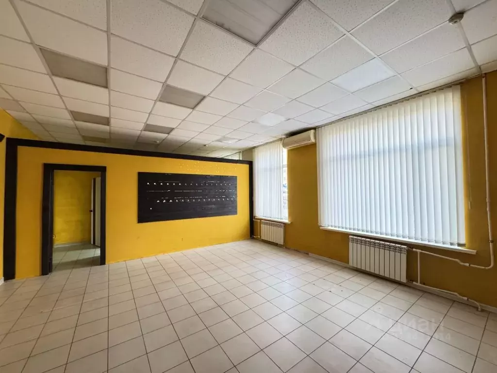 Торговая площадь в Самарская область, Самара ул. Победы, 5 (109 м) - Фото 1