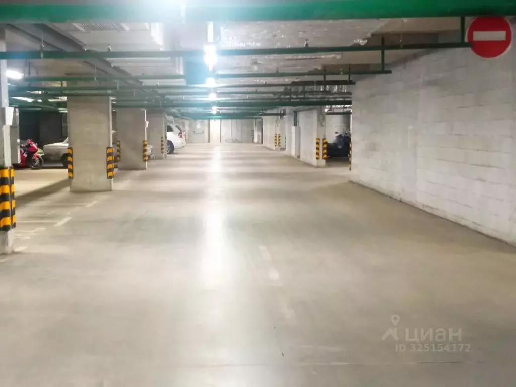 Гараж в Москва Десеновское поселение, ул. 3-я Нововатутинская, 4 (31 ... - Фото 2