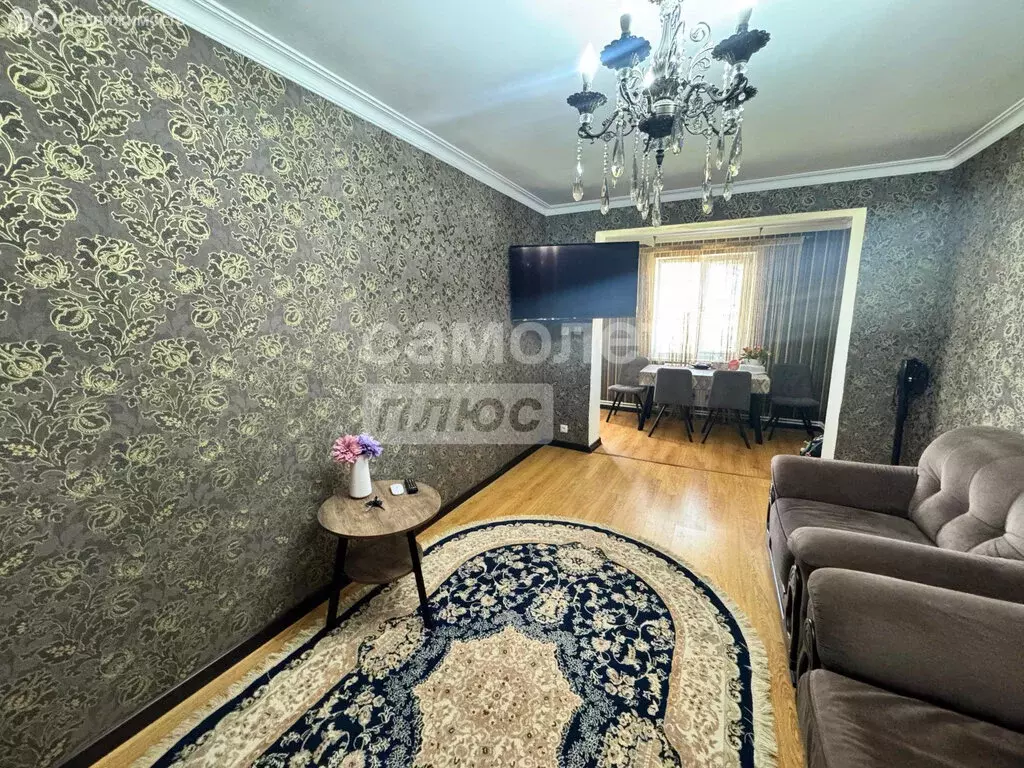3-комнатная квартира: город Кизилюрт, улица Гагарина, 62 (62 м) - Фото 1