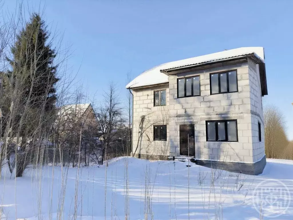 Дом в Санкт-Петербург, Санкт-Петербург, Петергоф ул. Широкая, 109 (163 ... - Фото 1