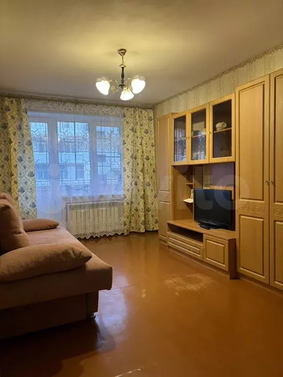 2-к. квартира, 42 м, 1/5 эт. - Фото 1