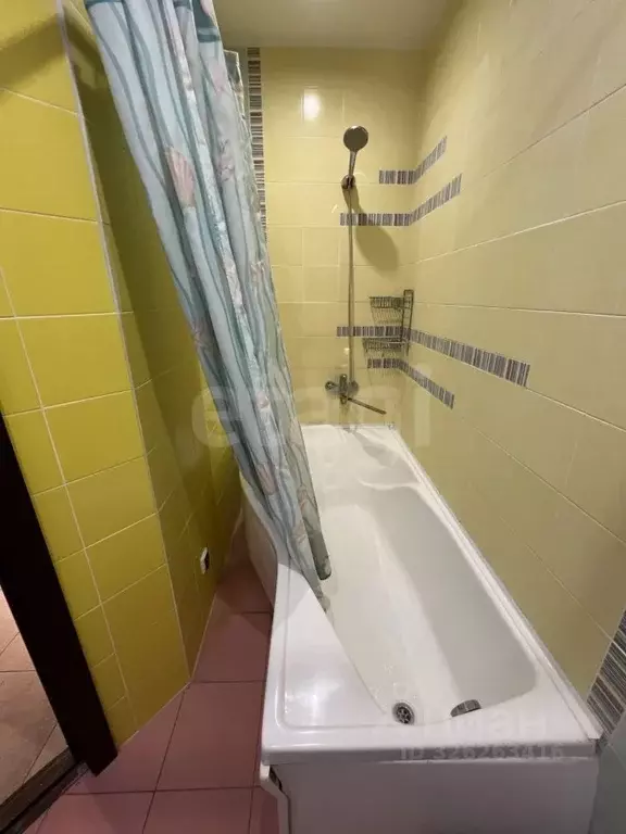 1-к кв. Тюменская область, Тюмень ул. Мельникайте, 55 (50.0 м) - Фото 2