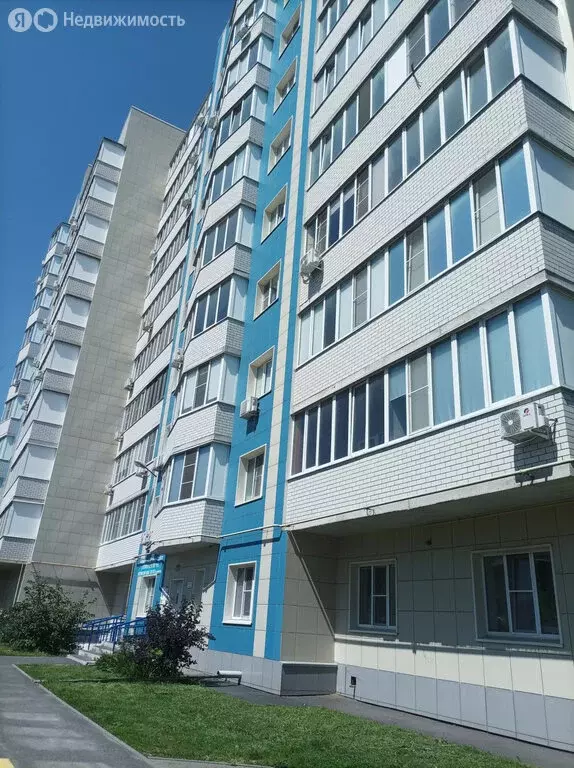 1-комнатная квартира: Курск, Хуторская улица, 4 (46.6 м) - Фото 0