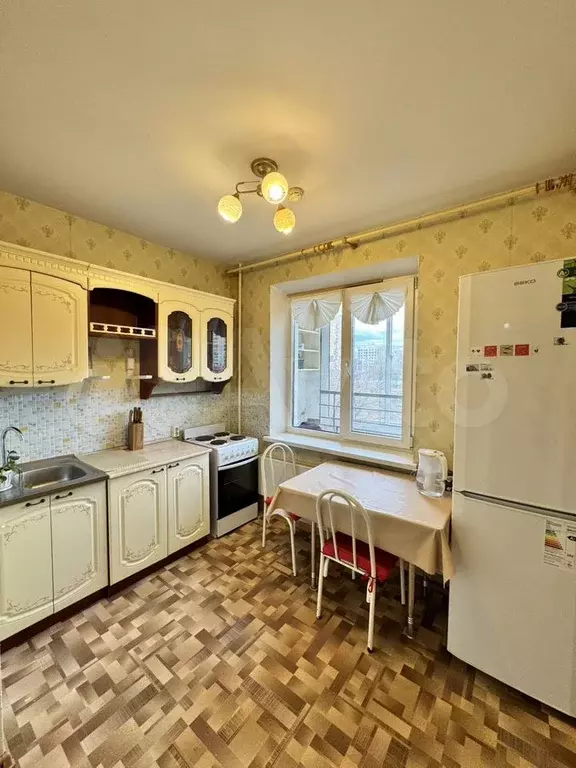 1-к. квартира, 39 м, 4/10 эт. - Фото 0