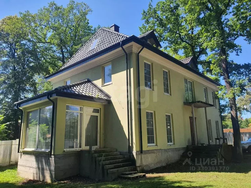 Дом в Калининградская область, Гурьевск Фабричная ул., 2 (400 м) - Фото 1