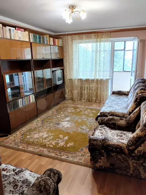2-к. квартира, 49 м, 2/5 эт. - Фото 0