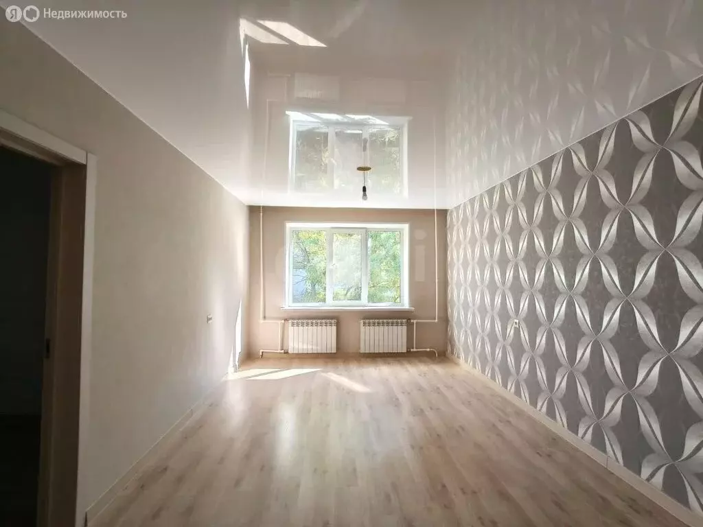 3-комнатная квартира: Энгельс, улица Марины Расковой, 20 (76 м) - Фото 0