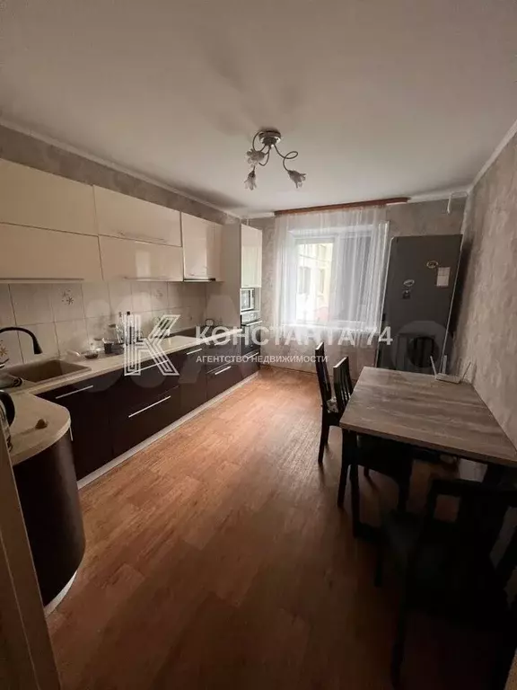 3-к. квартира, 74,5 м, 1/9 эт. - Фото 0