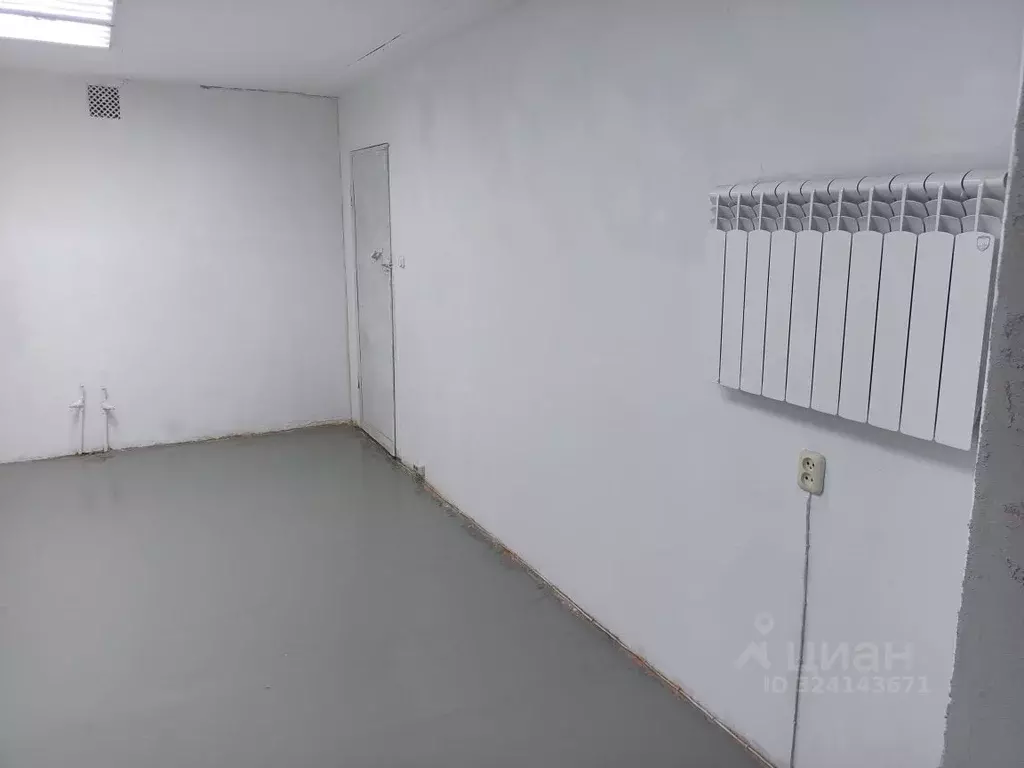 Помещение свободного назначения в Чувашия, Чебоксары просп. ... - Фото 2