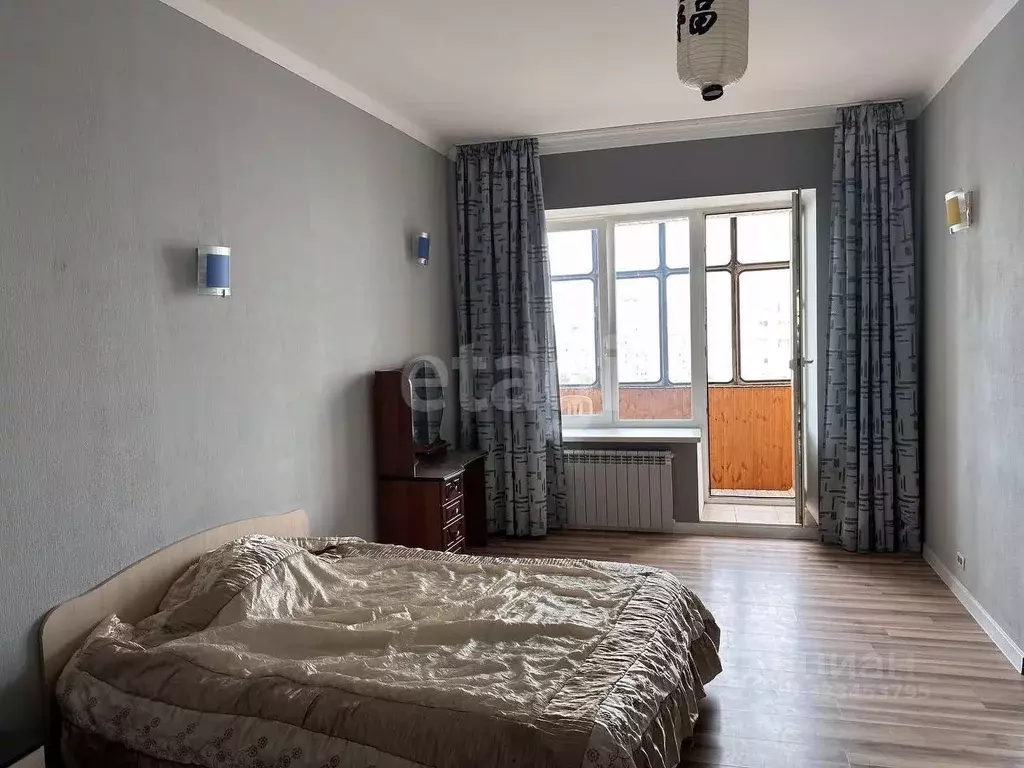 3-к кв. Белгородская область, Белгород ул. Щорса, 56а (83.6 м) - Фото 1