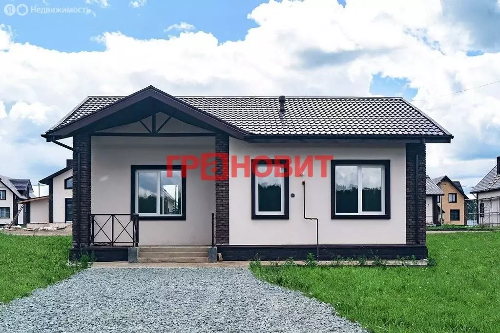 Дом в Каменский сельсовет, микрорайон Гармония, 4-я улица, 48 (90 м) - Фото 0
