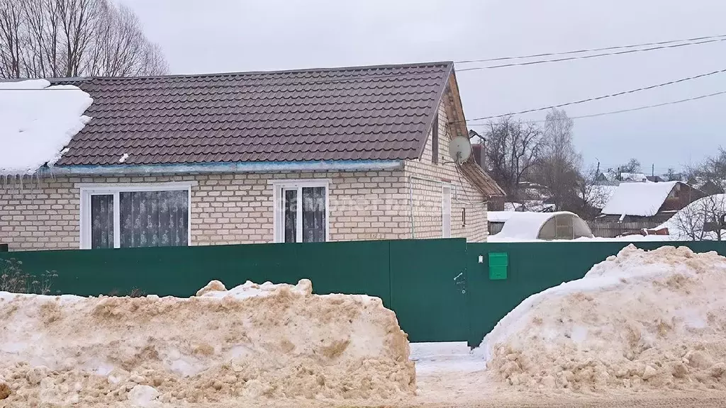 Дом в Калужская область, пос. Бабынино ул. Анохина, 1 (90 м) - Фото 1