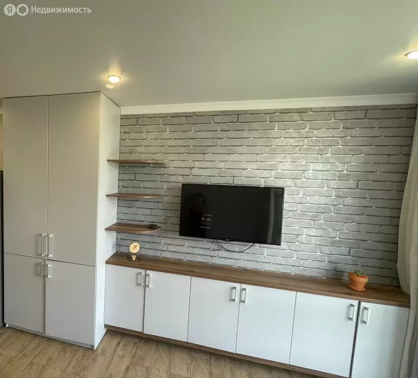 2-комнатная квартира: Владикавказ, улица Зураба Магкаева, 2/2 (55 м) - Фото 1