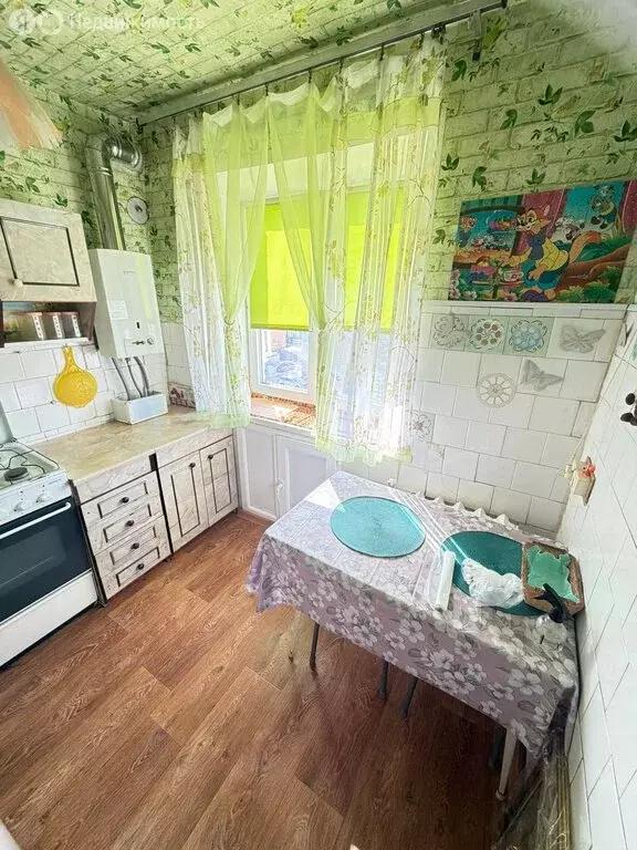 2-комнатная квартира: Ефремов, улица Словацкого Восстания, 23 (44.9 м) - Фото 2