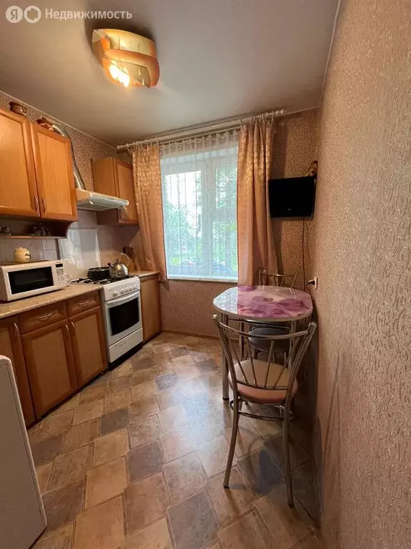 3-комнатная квартира: Сыктывкар, улица Малышева, 15 (60.4 м) - Фото 0