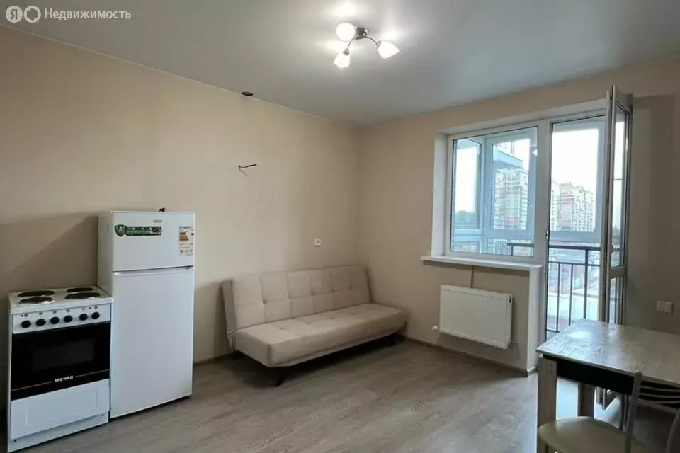2-комнатная квартира: Краснодар, улица Автолюбителей, 1/6лит1 (59.6 м) - Фото 1
