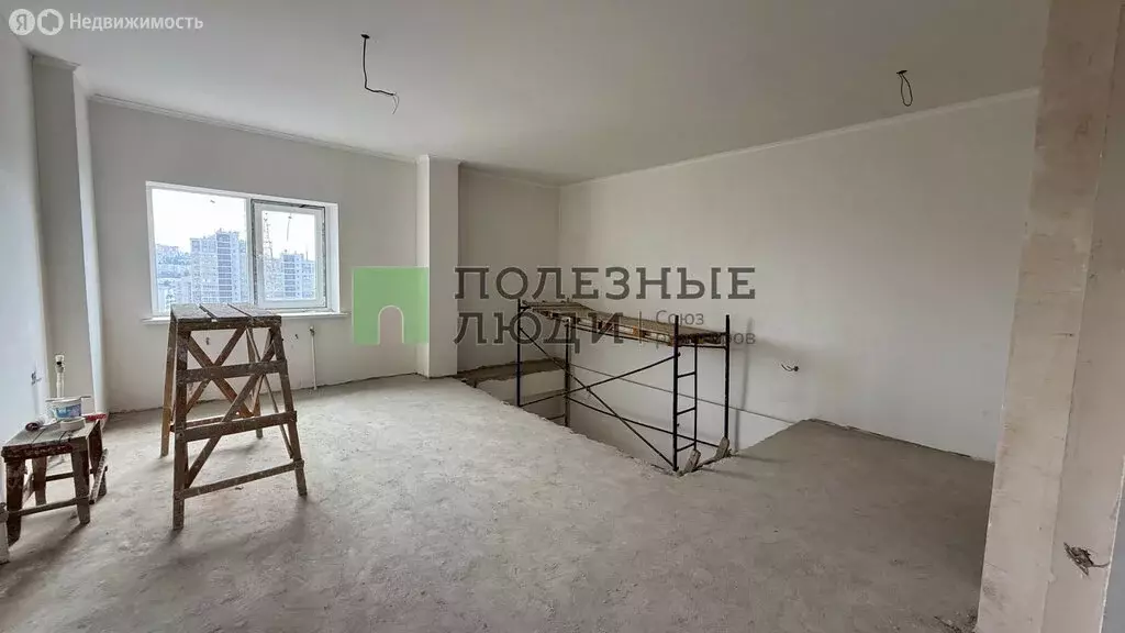 3-комнатная квартира: Белгород, Гостенская улица, 16 (79.7 м) - Фото 1