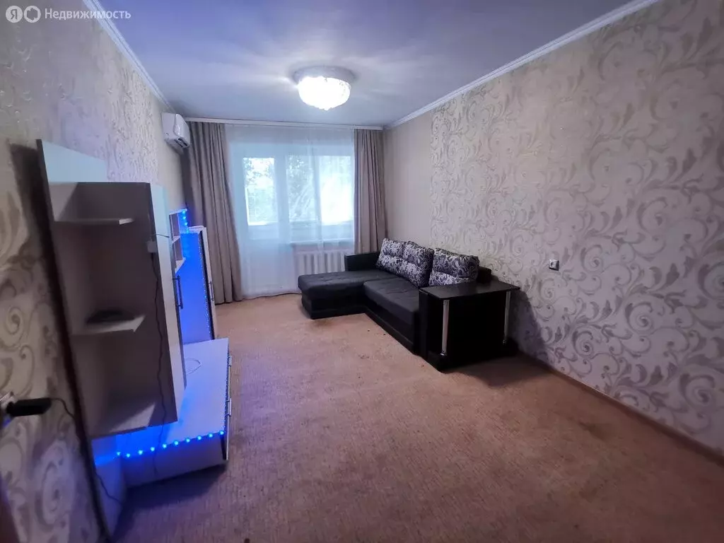 1-комнатная квартира: Оренбург, улица Чкалова, 52 (36 м) - Фото 0