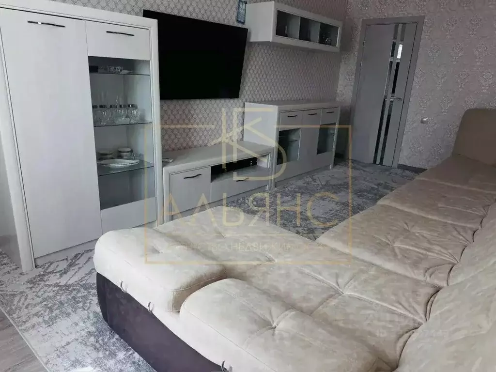 3-к кв. Северная Осетия, Владикавказ ул. Алихана Гагкаева, 7 (75.0 м) - Фото 1