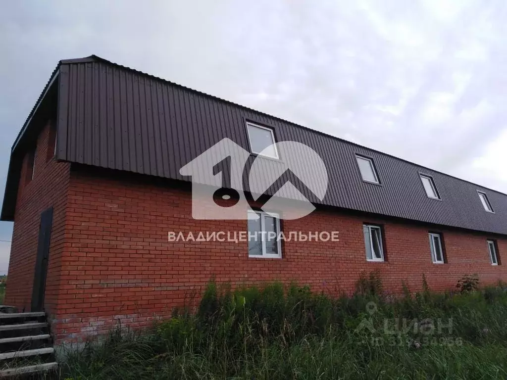 Таунхаус в Новосибирская область, Бердск ул. Небесная (212 м) - Фото 0