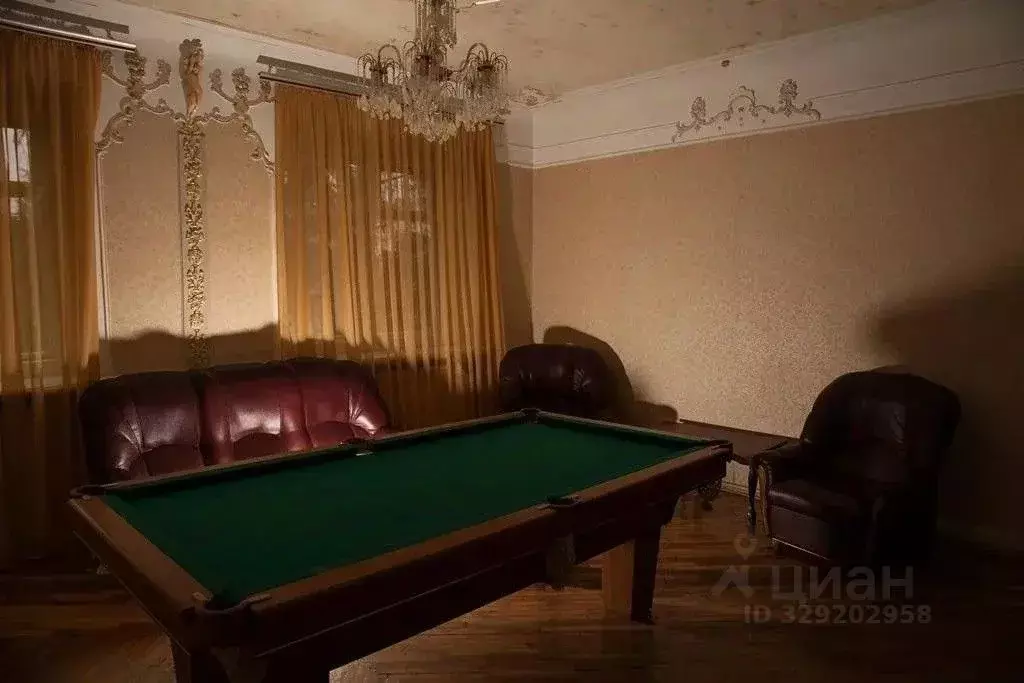 Комната Оренбургская область, Бугуруслан Ленинградская ул., 28 (10.0 ... - Фото 2