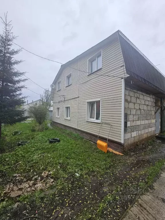 Дом в Московская область, Клин ул. Большая Октябрьская, 13 (100 м) - Фото 1