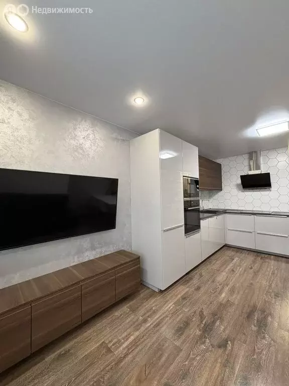 1-комнатная квартира: Нижний Новгород, улица Сазанова, 15 (43.8 м) - Фото 1