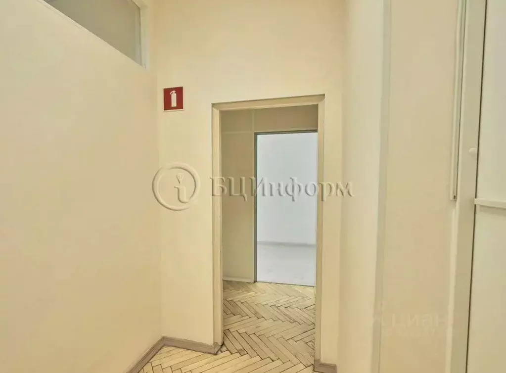Офис в Санкт-Петербург ул. Бабушкина, 3 (61 м) - Фото 2