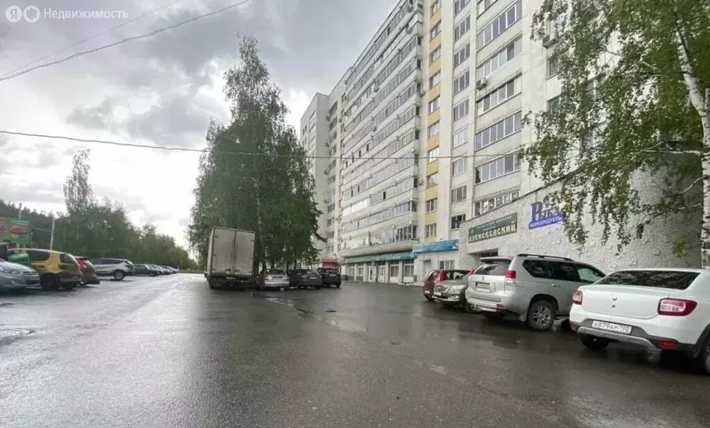 4-комнатная квартира: Уфа, улица Менделеева, 217 (99 м) - Фото 1