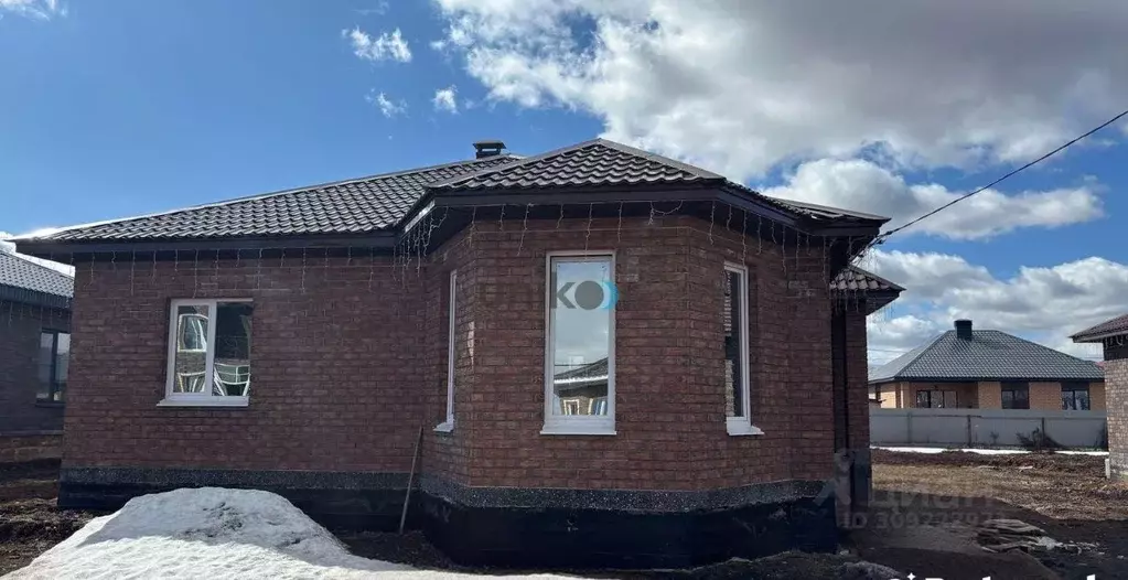 Дом в Башкортостан, Уфа городской округ, с. Нагаево ул. Советская, 13 ... - Фото 0
