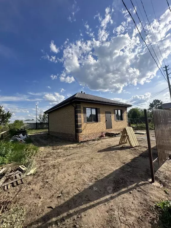 Дом в Саратовская область, Энгельсский район, пос. Новопушкинское ул. ... - Фото 2
