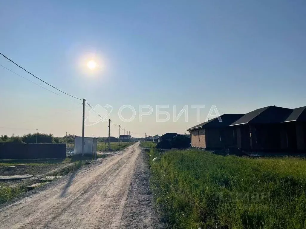 Участок в Тюменская область, Тюменский район, д. Малиновка, Малиновка ... - Фото 0