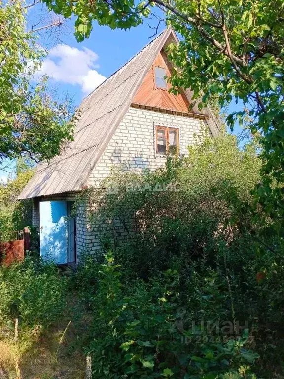 Дом в Саратовская область, Вольский район, Терсинское муниципальное ... - Фото 0