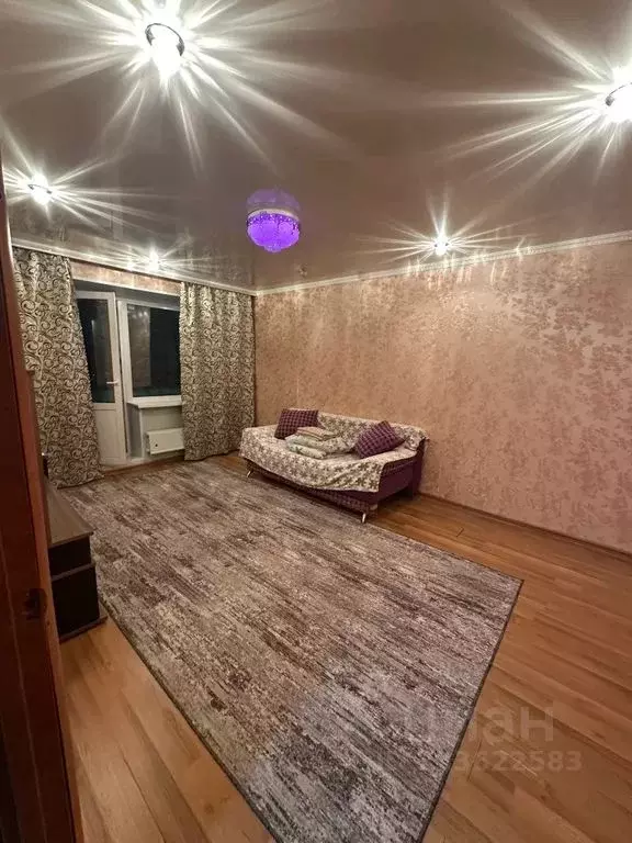 1-к кв. Челябинская область, Усть-Катав 2-й мкр, 11 (45.0 м) - Фото 2