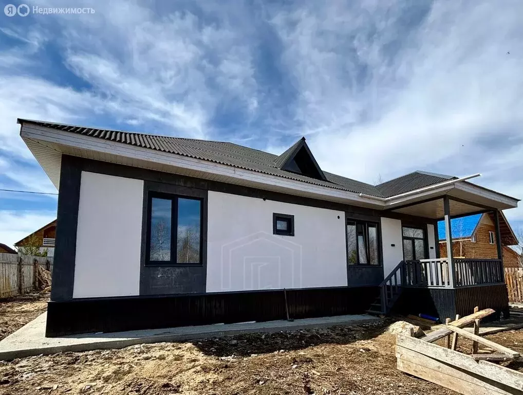Дом в село Максимовщина, Ромашковая улица (200 м) - Фото 2