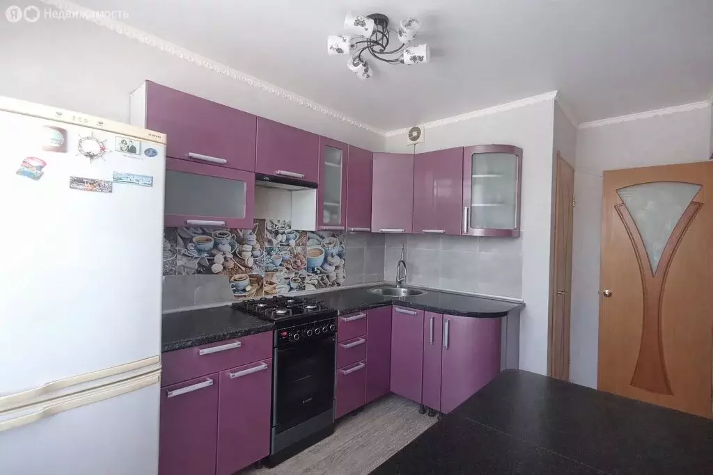 3-комнатная квартира: Кувандык, Комсомольская улица, 1 (60.3 м) - Фото 2