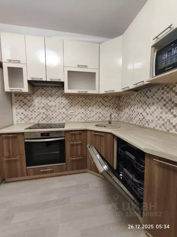 2-к кв. Санкт-Петербург ул. Дыбенко, 6к2 (58.0 м) - Фото 1