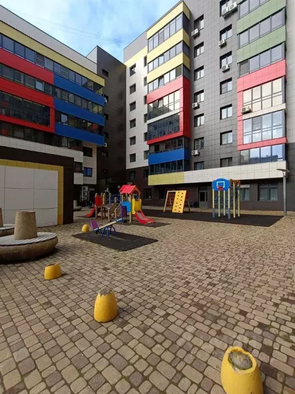 3-к кв. Кировская область, Киров ул. Успенская, 24 (79.8 м) - Фото 1